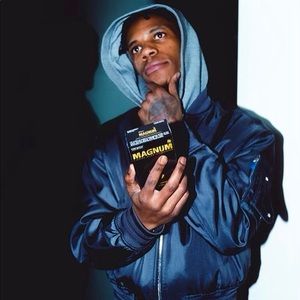 Meet your Posher, Jay